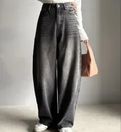 Item thumbnail for item 68516602-2298-49dd-9a6a-26a9a15e7aea