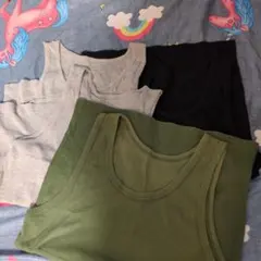 タンクトップ