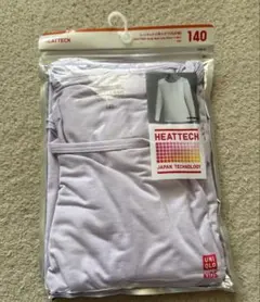 ユニクロ　新品・未使用　ヒートテック　UネックT 140㎝