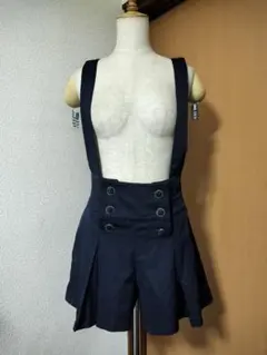 かわいい　セシルマクビー　ネイビー サスペンダー付きショートパンツ