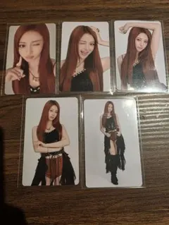 ルセラフィム トレカ