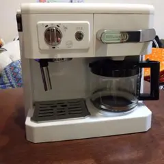 【新品・未使用】DeLonghiエスプレッソ・カプチーノメーカー デロンギ エスプレッソ・カプチーノメーカー [ECP3220J-BK