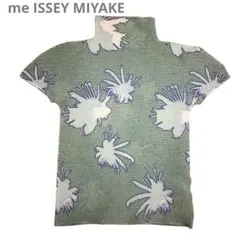 【me ISSEY MIYAKE】stretch pleats topsのサムネイル
