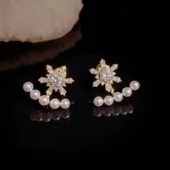 花形クリスタルパールピアス