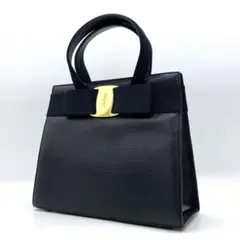 【Salvatore Ferragamo】リザード型押し　ハンドバッグ 紺色のサムネイル