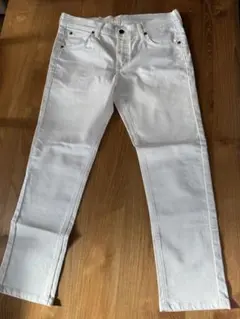 Lee ホワイトパンツ