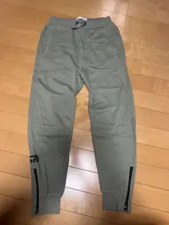 ZARA オリーブグリーン 長ズボン 11-12歳