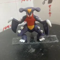 ポケモン　フィギュア　ガブリアス　タカラトミーのサムネイル
