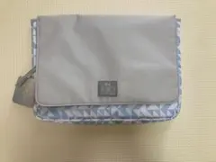 バックインバックのサムネイル
