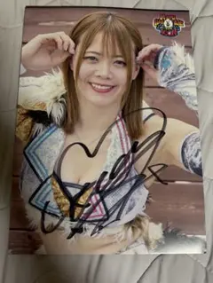 女子プロレス　マリーゴールド　直筆サイン入りアクリルパネル　岩谷麻優　① 女子プロレス マリーゴールド 直筆サイン入りポートレート 岩谷