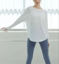 長袖 ヨガ・ピラティス