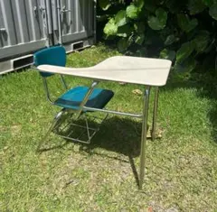 店舗什器 ヴィンテージ VIRCO スクール チェア デスク付き 店舗什器 ヴィンテージ VIRCO スクール チェア デスク付き