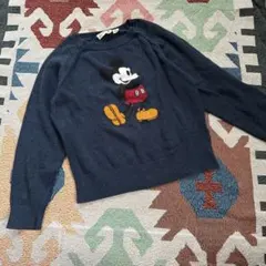 Disney ユニクロ　ミッキーセーター　 120