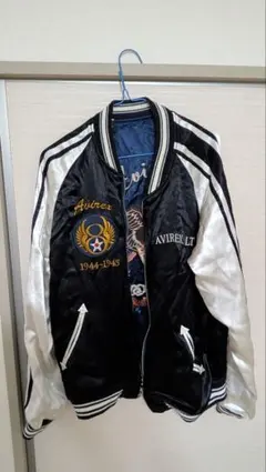 Kira Avirex スカジャン 黒/白/青/金刺繍　リバーシブル 2026年最新】AVIREX スカジャンの人気アイテム - メルカリ