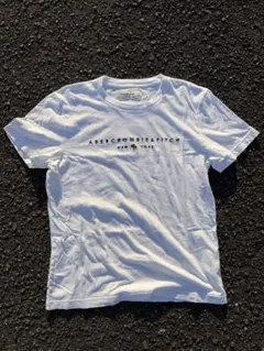 アメリカ古着Abercrombie & Fitch ホワイト Tシャツ