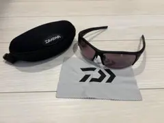 ダイワ　偏光グラス　DN-4012R