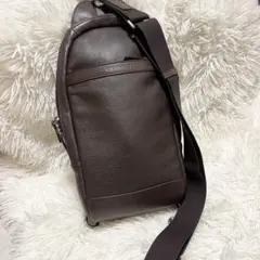 50 まゆ様⭐︎専用 COACH コーチ レザー ボディーバッグ - メルカリ