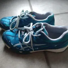 ASICS 青 メッシュ スニーカー　23cm