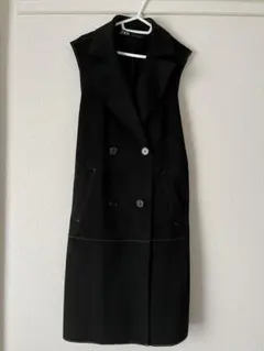 ZARA ノースリーブジャケット　XS