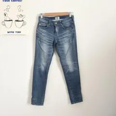 Item thumbnail for item 4c1a7940-882d-43b9-bd50-ca0eeb09f7f9