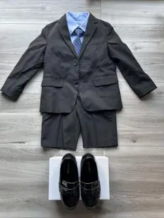 黒のフォーマルスーツ（120cm）