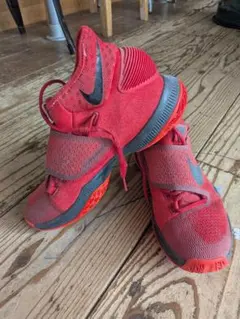 Nike ハイパーレブ バスケットボールシューズ