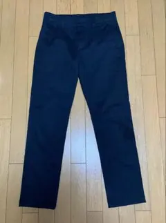 ユニクロ防風ストレッチスリムフィットチノ　ネイビー　76cm