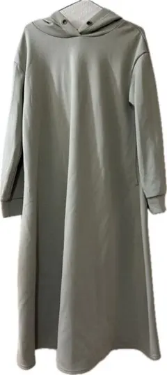 マタニティワンピース　フード付きロングワンピース M-L