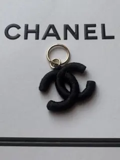 CHANEL ノベルティ　ココマーク　チャーム　ブラック