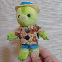 オルメル ぬいぐるみバッジ アロハシャツ　ディズニーシーのサムネイル