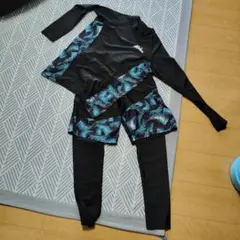 メンズ　水着　ラッシュガードAloha 長袖ラッシュガードとショートパンツ