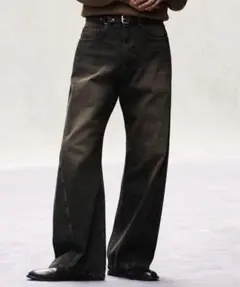 WYM VINTAGE WASHED CURVED DENIM