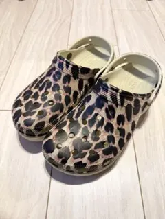 crocs(クロックス) レディース クラシック プラットフォーム アニマルのサムネイル
