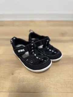 IFME ブラック 星柄サンダル 17.5cm