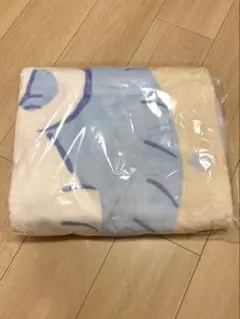 ひ*ゃ様 ちいかわ 超BIGマイヤーブランケット モモンガ カニちゃん