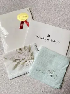 NINA RICCI 刺繍入りハンカチ ピエールバルマン2枚セット　新品