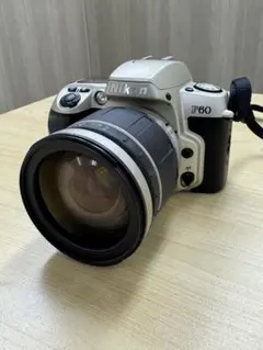 【最終価格‼️】Nikon F60 本体 Tamronレンズ付き 一眼レフのサムネイル