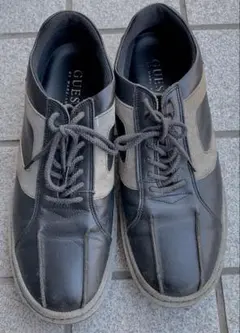【中古】GUESSメンズスニーカー　25.5cmのサムネイル