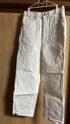 GU ホワイト ストレートデニム M