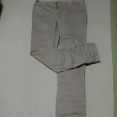 ベージュ ワークパンツ