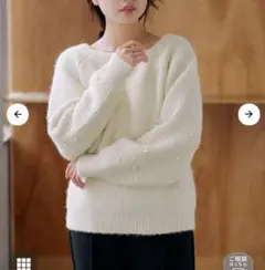 COHINA グラデーションパールスリーブニット（アイボリー）