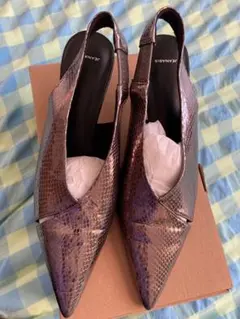 パンプスのサムネイル