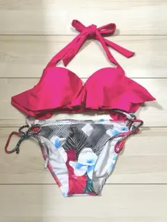 LAETITIA セパレート水着 ビキニ 9M ピンクビキニ　セパレートのサムネイル
