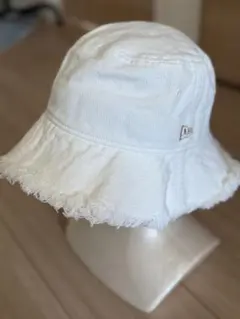 Item thumbnail for item 2703c5aa-68bf-4f9f-a3e9-cae073915c42