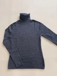 ユニクロウール100% ダークグレー タートルネックセーター L