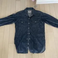 Levi's ダークブルーデニムシャツ