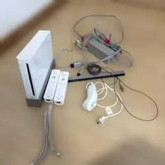 Wii本体 セット コントローラー2つ センサーバー付き