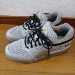 PUMA パレスガード スニーカー メンズ ライトグレーのサムネイル