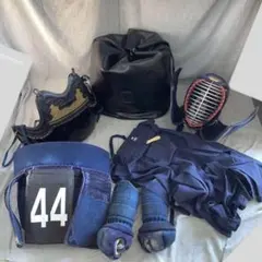 Item thumbnail for item 42cfa54a-ca3c-46bb-ae01-2eb38487127e