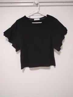 Vネック　トップスのサムネイル